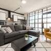Отель Manhattan Style Apartment with Balcony, фото 5