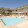 Отель Americas Best Value Inn & Suites Groves Port Arthur, фото 8