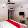 Отель OYO 33399 Hotel Alwin, фото 18