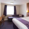 Отель Premier Inn Glasgow Airport (Paisley, near Glasgow), фото 2