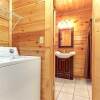 Отель Love Shack - One Bedroom Cabin, фото 10