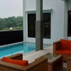 Отель Villa Fahim 2 Puncak 4 Bedroom, фото 21