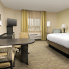 Отель Candlewood Suites I 26 @ Northwoods Mall, An Ihg, фото 3