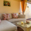 Отель Manto On The Beach Apartments, фото 2