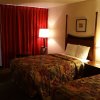 Отель Rodeway Inn & Suites в Джексоне