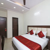 Отель Oyo 12471 Sks Premium, фото 17