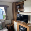Отель Captivating 2-bed Caravan in Clacton-on-sea, фото 7