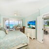 Отель The Beachcomber - Three Bedroom 3rd FL Oceanfront Condos в Ист-Энде