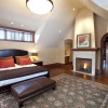 Отель Hood Park Manor - 9 Br Home, фото 5