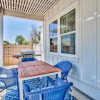 Отель Crystal Gem Heated Pool Beach Chair Setup, фото 10