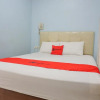 Отель Residences by RedDoorz Syariah @ Buah Batu, фото 8