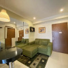 Отель Cozy 2Br Apartment At Gateway Ahmad Yani Cicadas, фото 18