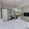 Отель Fancy And Nice Studio Apartment At Springlake Summarecon Bekasi, фото 9