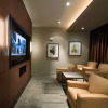 Отель Global Luxury Suites at Toone Street, фото 3