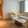 Отель Transit by Encalm - Nap and Shower, фото 15