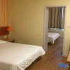 Отель Home Inn (Weihai Wanda Plaza Haibin Road Crown Bathing Beach), фото 20