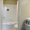 Отель Oxford Inn & Suites Lancaster, фото 10