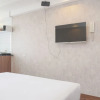 Отель Strategic And Homey Studio Bassura City Apartment Near Mall, фото 4