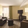 Отель Candlewood Suites Calgary Airport North, фото 11