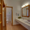 Отель Sunbreeze Hotel, фото 9