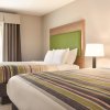 Отель Country Inn & Suites by Radisson, Greensboro, NC, фото 16