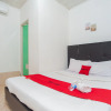 Отель Reddoorz Syariah Jalan Wayhitam Palembang, фото 4