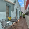 Отель Rays Retreat At Coral House - Room 10 by Coral House, фото 5