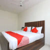 Отель OYO Flagship 559 Velachery Railway Station, фото 9
