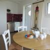 Отель Comfortable Holiday Home With Fantastic sea View, фото 23