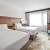 Отель Courtyard by Marriott Paris Porte de Versailles, фото 4