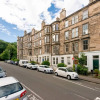 Отель Newly Refurbished Duplex in Edinburgh City Centre, фото 1