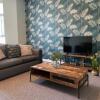 Отель Blackpool Sleepover Apartment 1 Free Parking Sleeps 6, фото 4