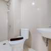 Отель Homey And Comfort Studio Apartment At B Residence, фото 11