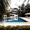 Отель Sanya Neighborhood Return to Nature Homestay (Haitang Bay Duty Free City Branch), фото 1