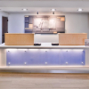 Отель Holiday Inn Express Burlington, an IHG Hotel, фото 2