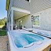 Отель 4BR Country Home w/ Hot Tub, фото 26