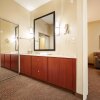 Отель DoubleTree Suites by Hilton Hotel Cincinnati - Blue Ash, фото 16