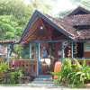 Отель Krui Surf Camp Hotel Mutiara Alam Zandino, фото 1