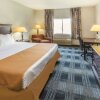 Отель Days Inn And Suites Vancouver, фото 9