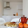 Отель Beautiful Apt Neve Tzedek Terrace N12, фото 14