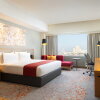 Отель Holiday Inn & Suites Jakarta Gajah Mada, an IHG Hotel, фото 3
