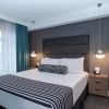 Отель Sandman Signature Calgary Airport Hotel, фото 7