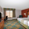 Отель La Quinta Inn & Suites Denver Southwest Lakewood, фото 20