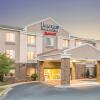 Отель Fairfield Inn & Suites by Marriott Columbus, фото 1