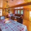 Отель Charming Little Chalet for 6 People & Free Ski Lockers, фото 4
