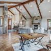 Отель Breck Escape 6 Bedroom Home by RedAwning, фото 14