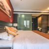 Отель Golden Peninsula Hotel, фото 1