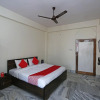 Отель New Shanti Hotel by OYO Rooms, фото 18