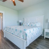 Отель Stunning Bay Views 3-bedroom 3-bath Heated Infinity Pool Private Beach, Galveston, фото 41