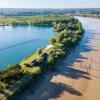 Отель Au bord de l'eau - Grande maison - Baurech Insolite, фото 27